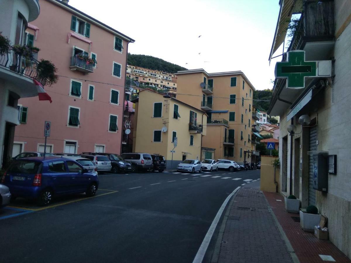 Апартаменты La Stanzetta Dei Rosa Портовенере Экстерьер фото